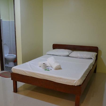 Janna'S Place Hotel General Luna  Luaran gambar